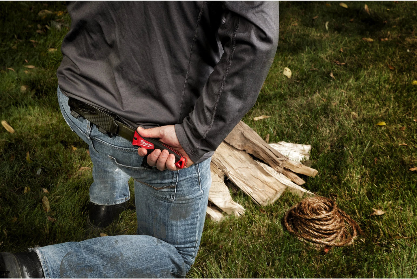 Milwaukee 127mm Fixed Blade Knife with AUS-8 Steel