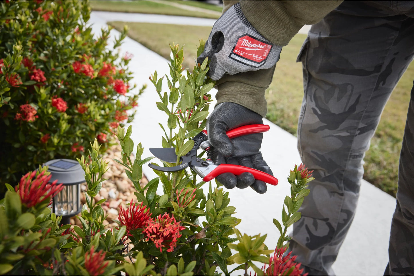 Milwaukee 20mm Bypass Pruning Shears