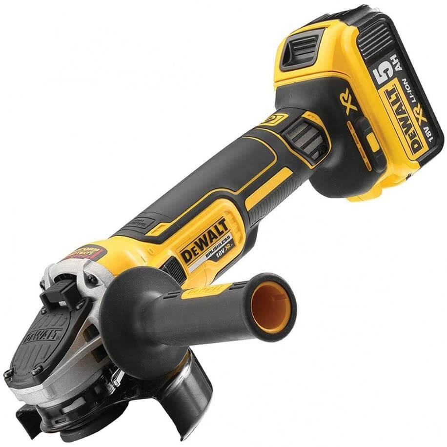 18V XR Brushless 125mm Grinder with 2 5Ah batteries + Dewalt DCG405P2X Disc