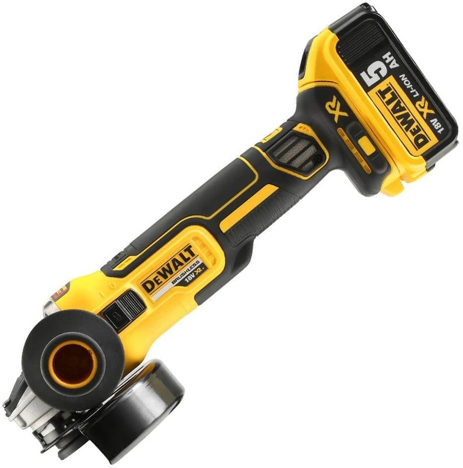 18V XR Brushless 125mm Grinder with 2 5Ah batteries + Dewalt DCG405P2X Disc